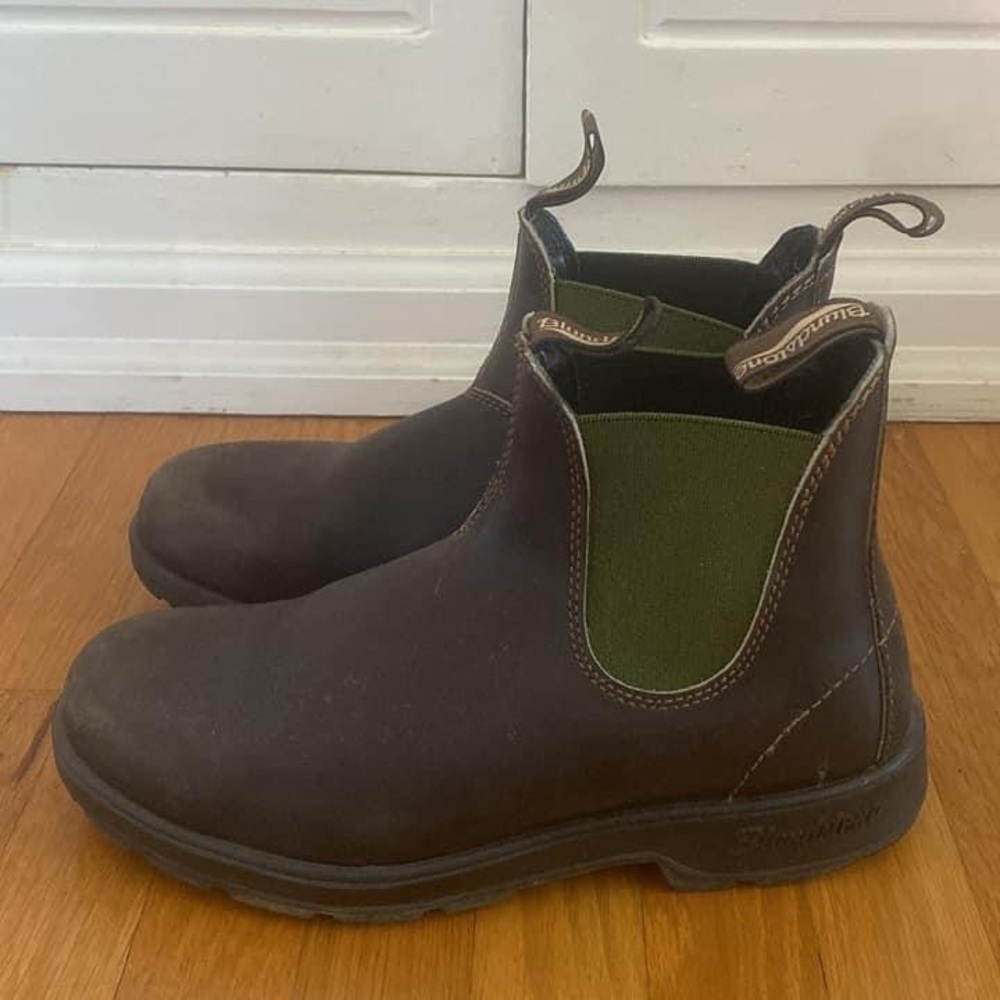 Blundstone boots 519s